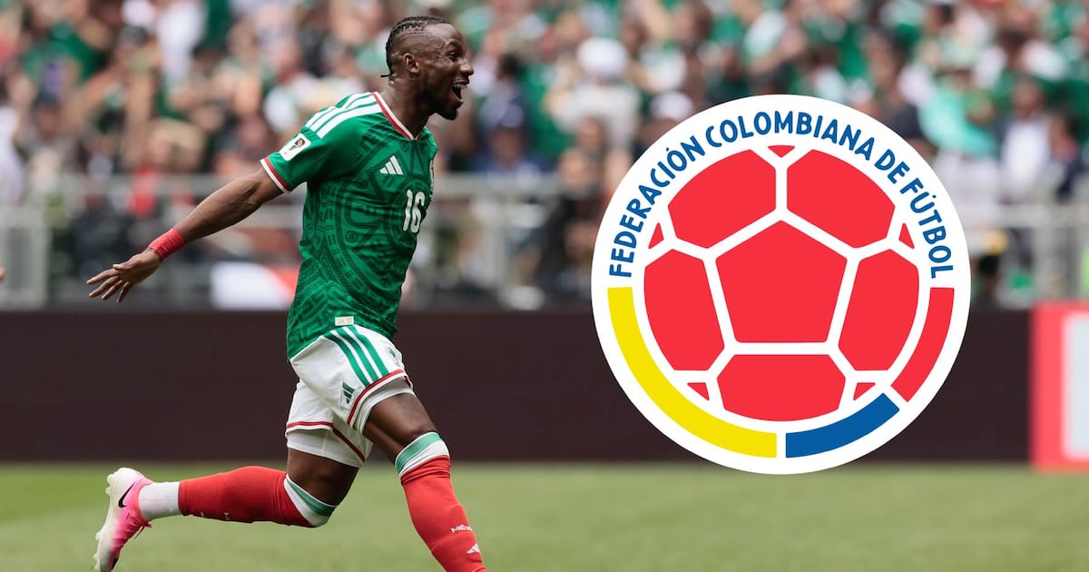 Julián Quiñones celebrando un gol con la selección mexicana